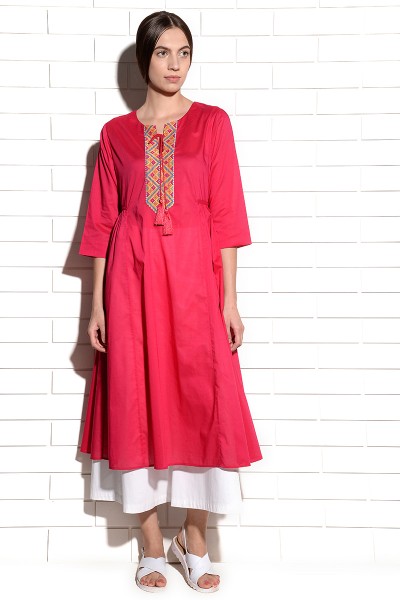Strawberry Crush Tunic Kurta with embroidery at neck and tassles